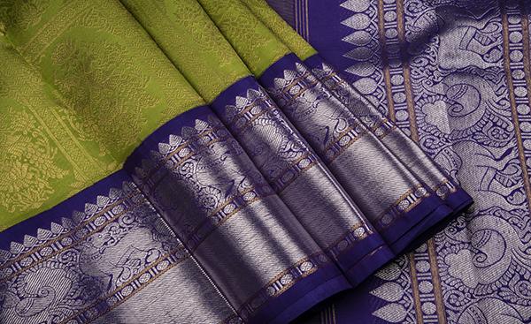 test the authenticity of the Kanchipuram saree